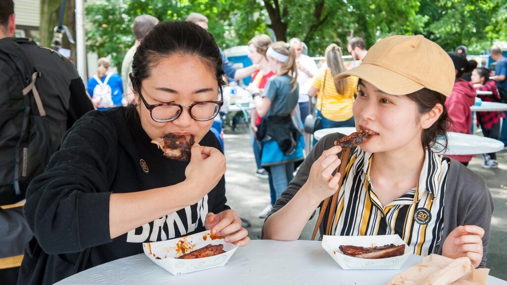 5b40fda4e19741df9f2fdf19e45f5f57