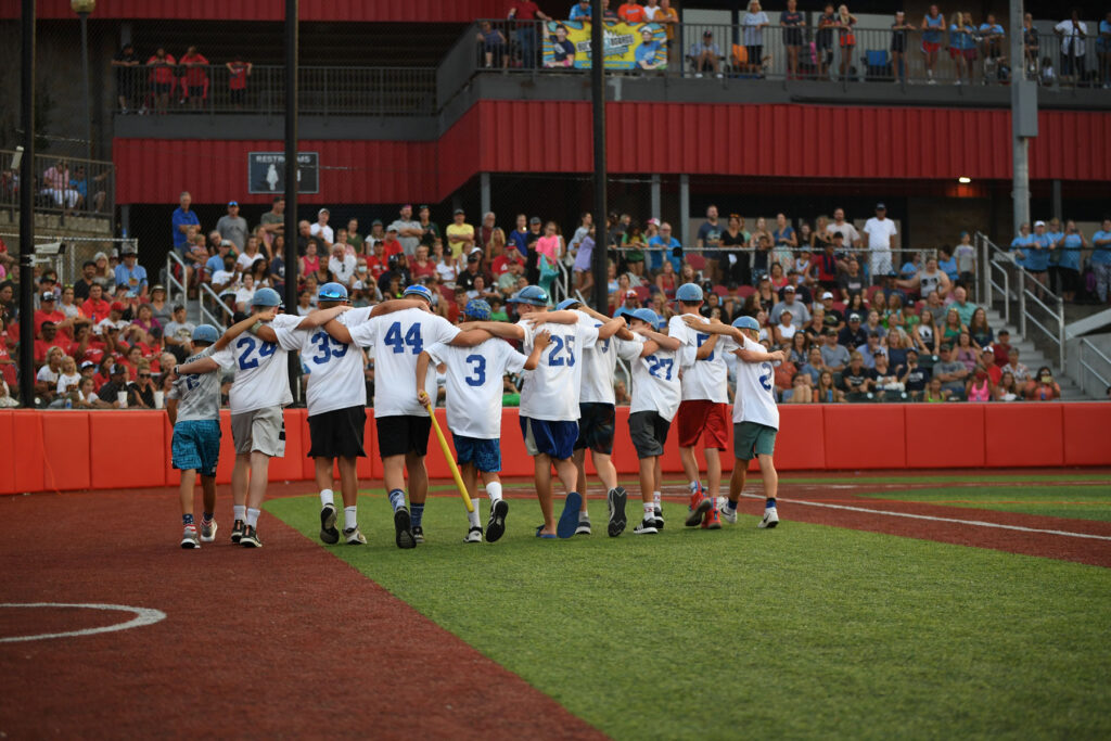 How Many Baseball Players in a Team