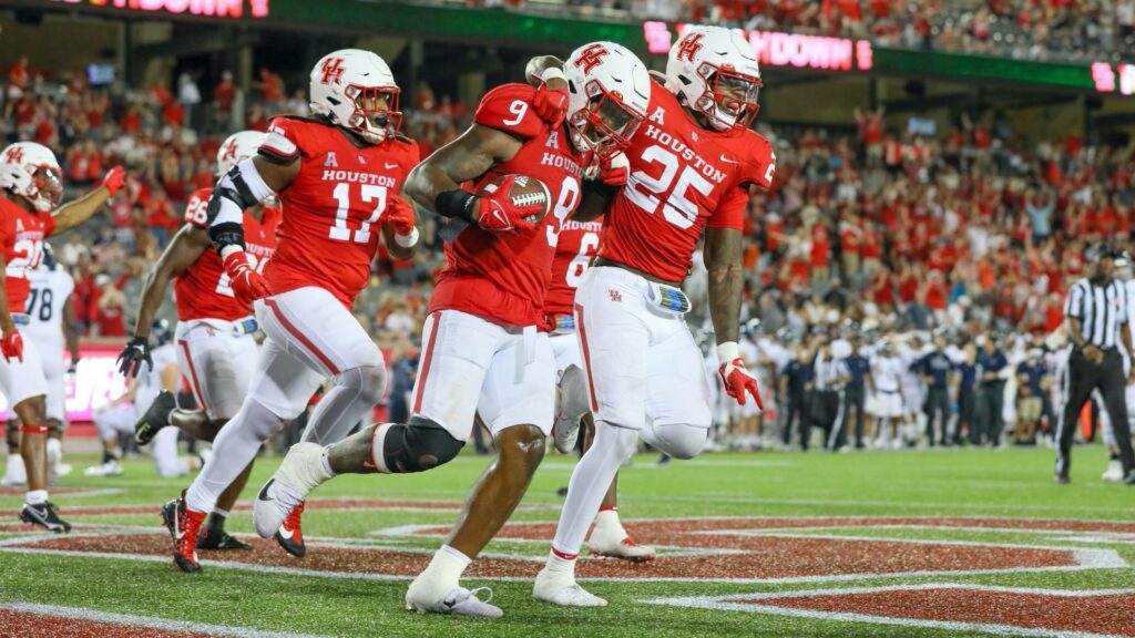 How Many Players in an American Football Team