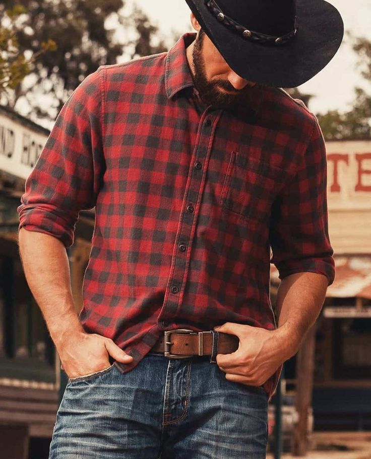 What to Wear to a Country Concert Male