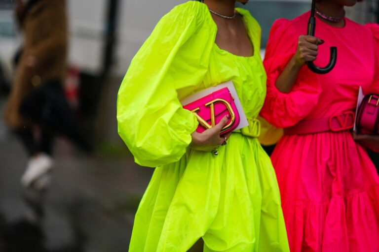 What to Wear to a Neon Party