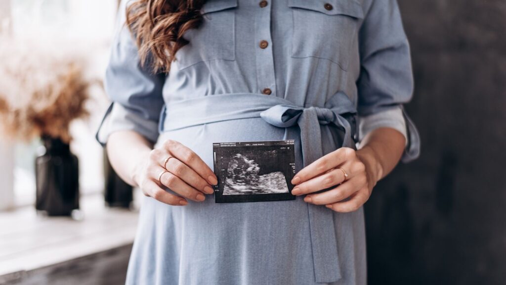 What to Wear to First Prenatal Appointment