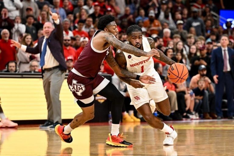 Texas State Bobcats Vs 3Houston Cougars Basketball